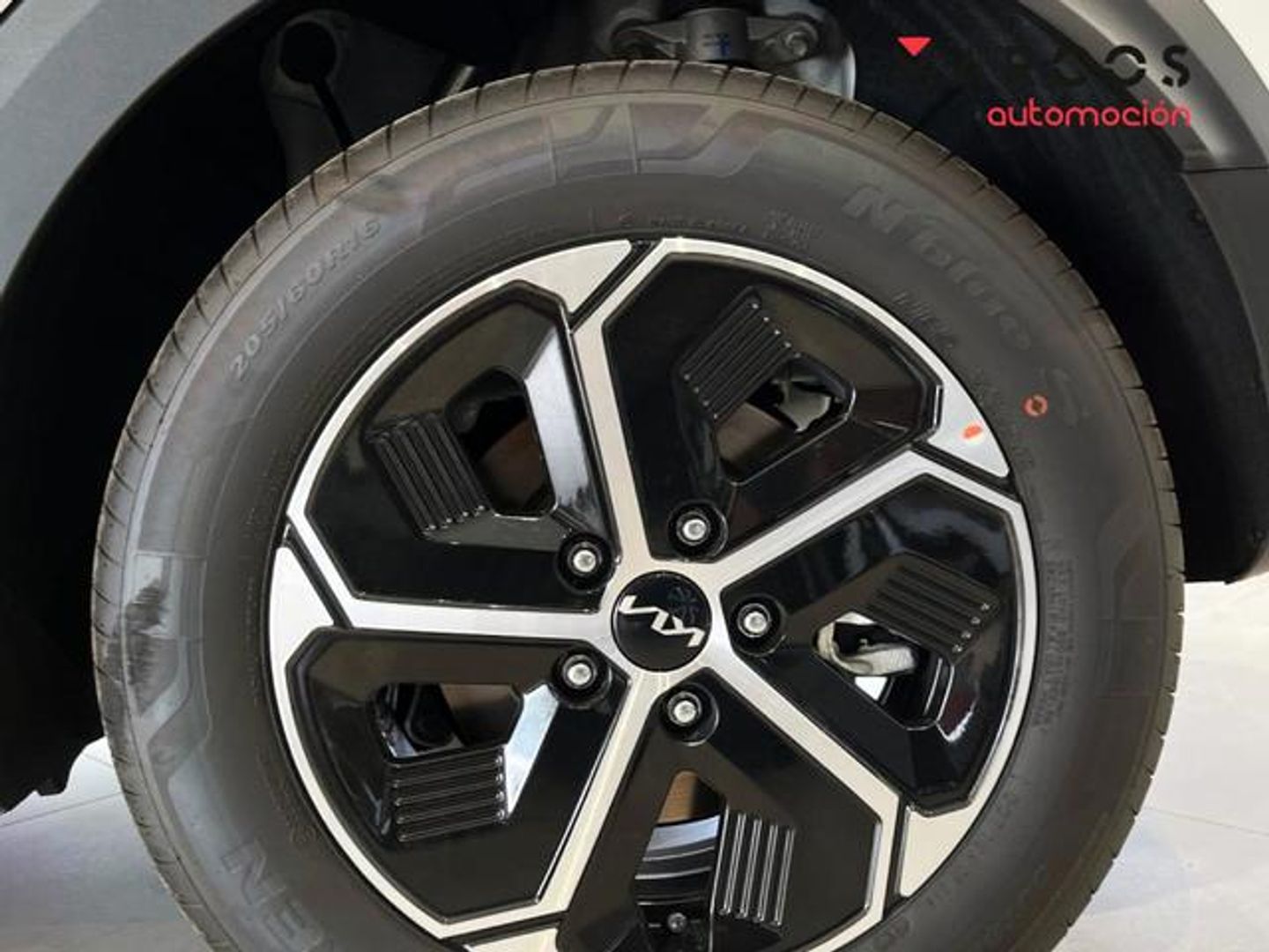 Kia Niro 1.6 GDi HEV Concept 95 kW (129 CV)