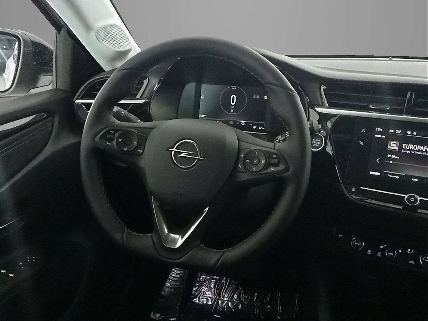 Opel Corsa-e 50kWh Elegance-e 100 kW (136 CV)