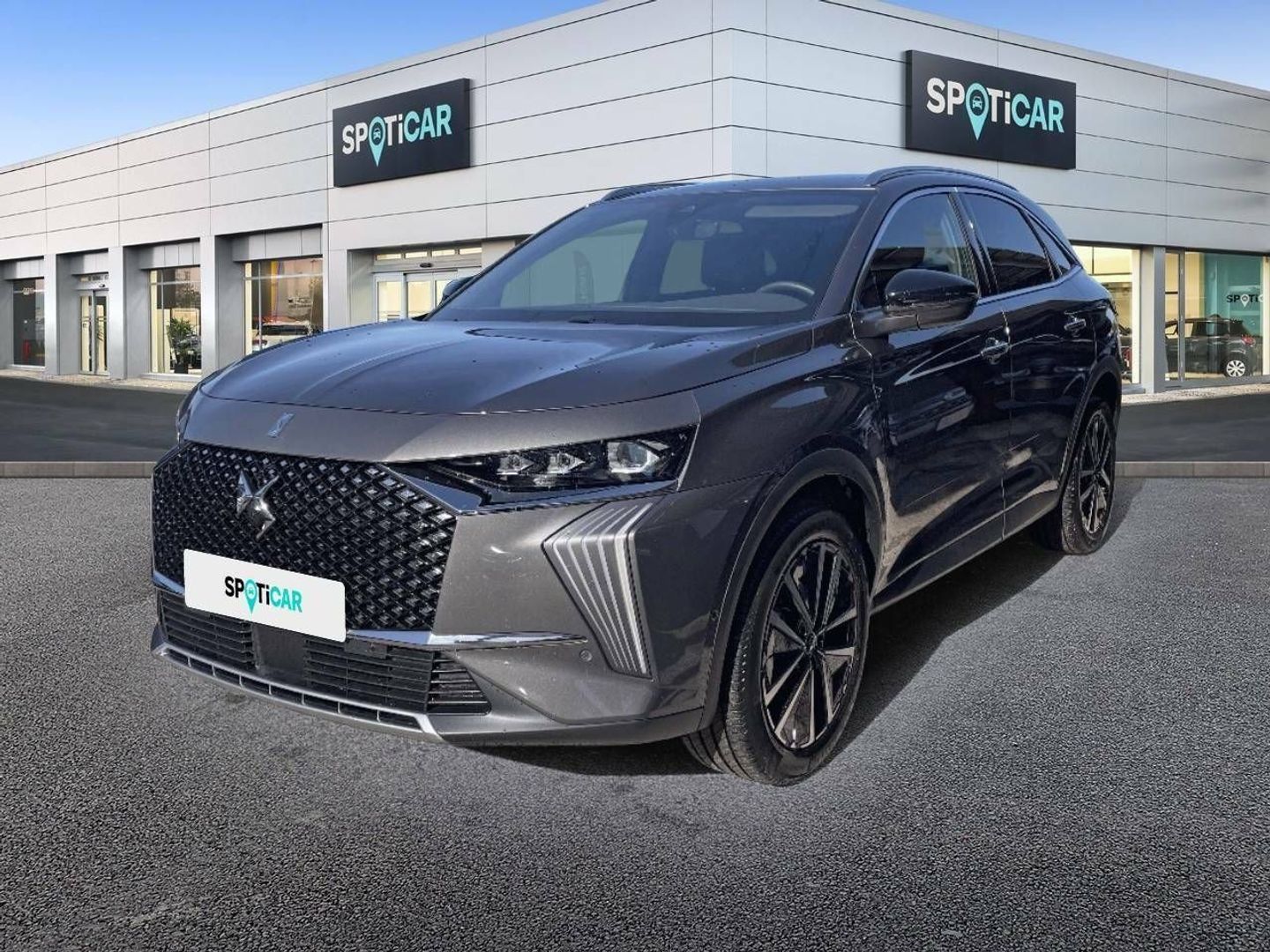 DS DS7 BlueHDi 130 Rivoli Auto 96 kW (130 CV) Gris All Terrain / Pick-up