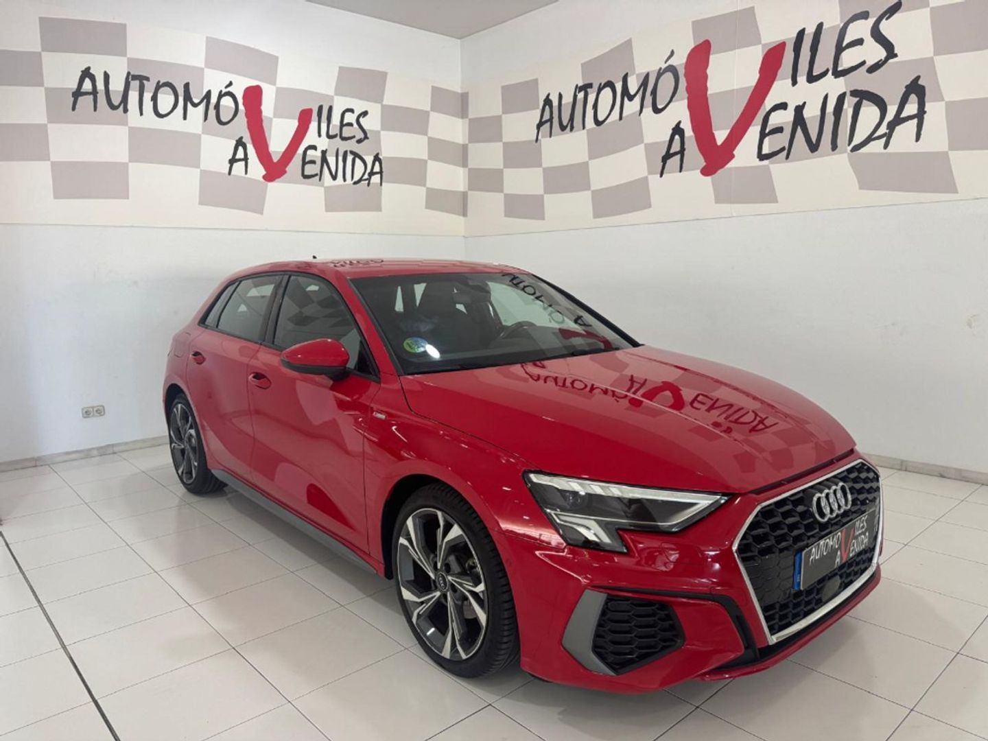 Audi A3 Sportback S line 35 TFSI 110 kW (150 CV) S tronic Rojo Compact