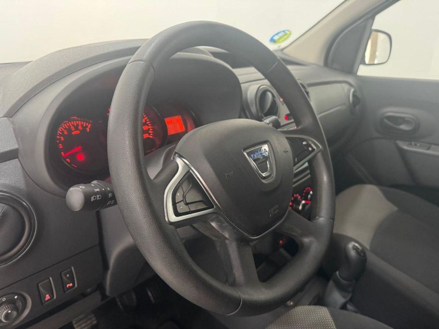 Dacia Dokker Essential 1.6 ECO-G 80 kW (109 CV)
