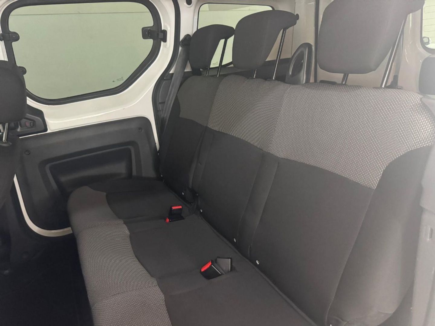 Dacia Dokker Essential 1.6 ECO-G 80 kW (109 CV)