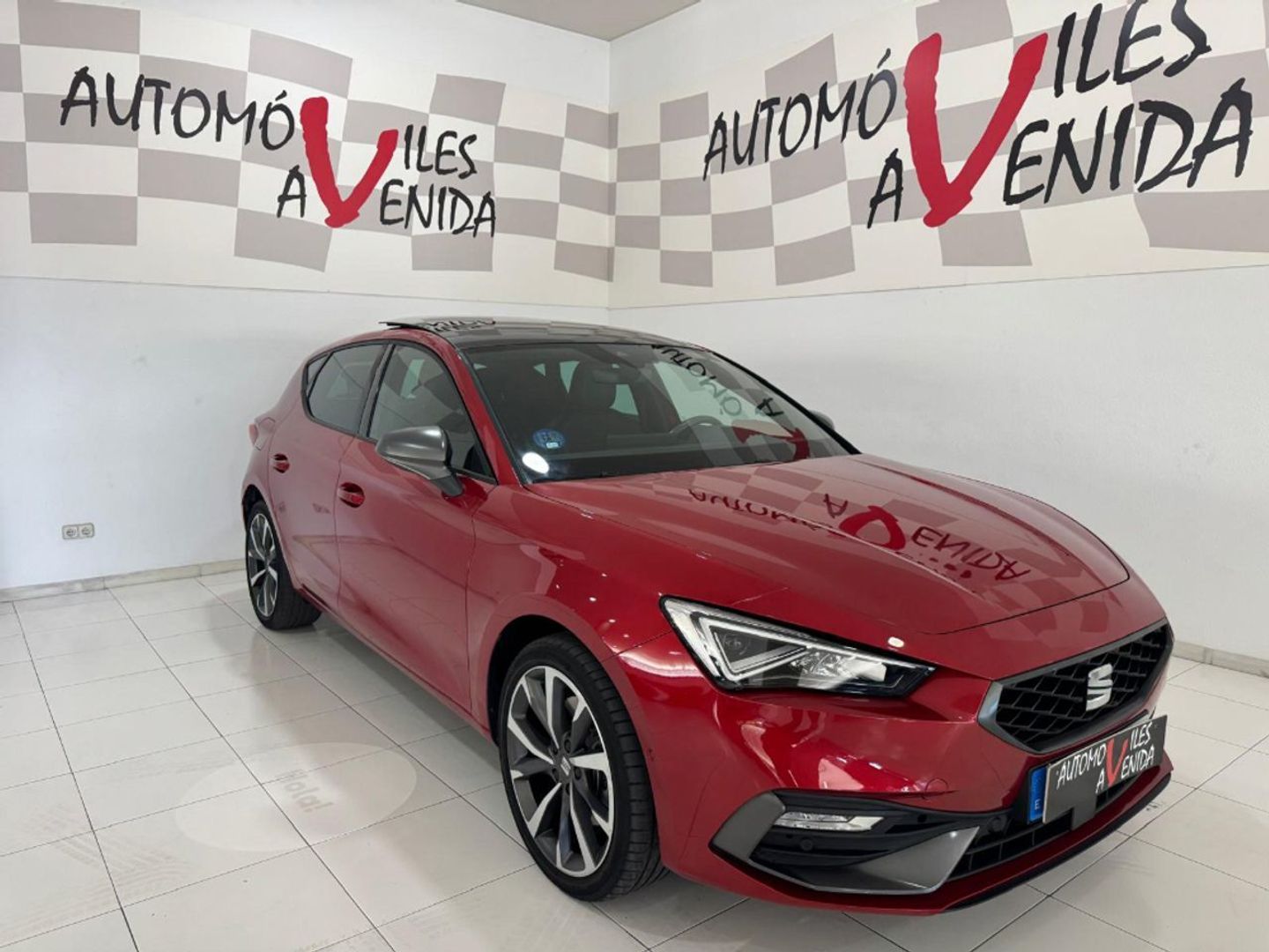SEAT León 1.4 e-Hybrid S&S FR Go L DSG 150 kW (204 CV) Rojo Compact