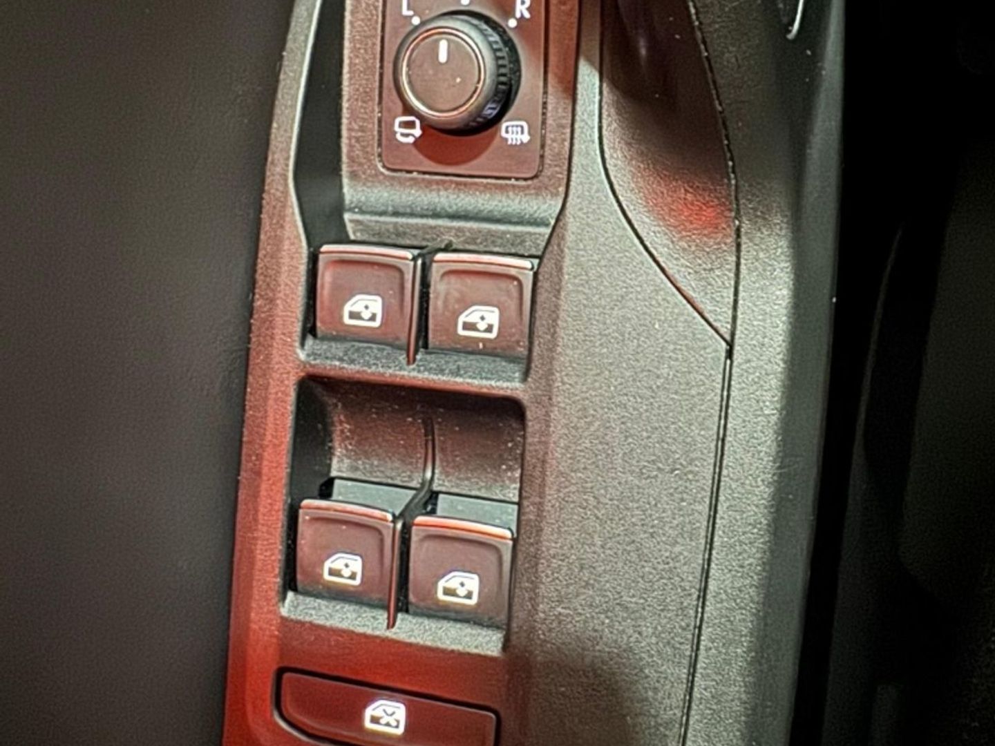SEAT León 1.4 e-Hybrid S&S FR Go L DSG 150 kW (204 CV)