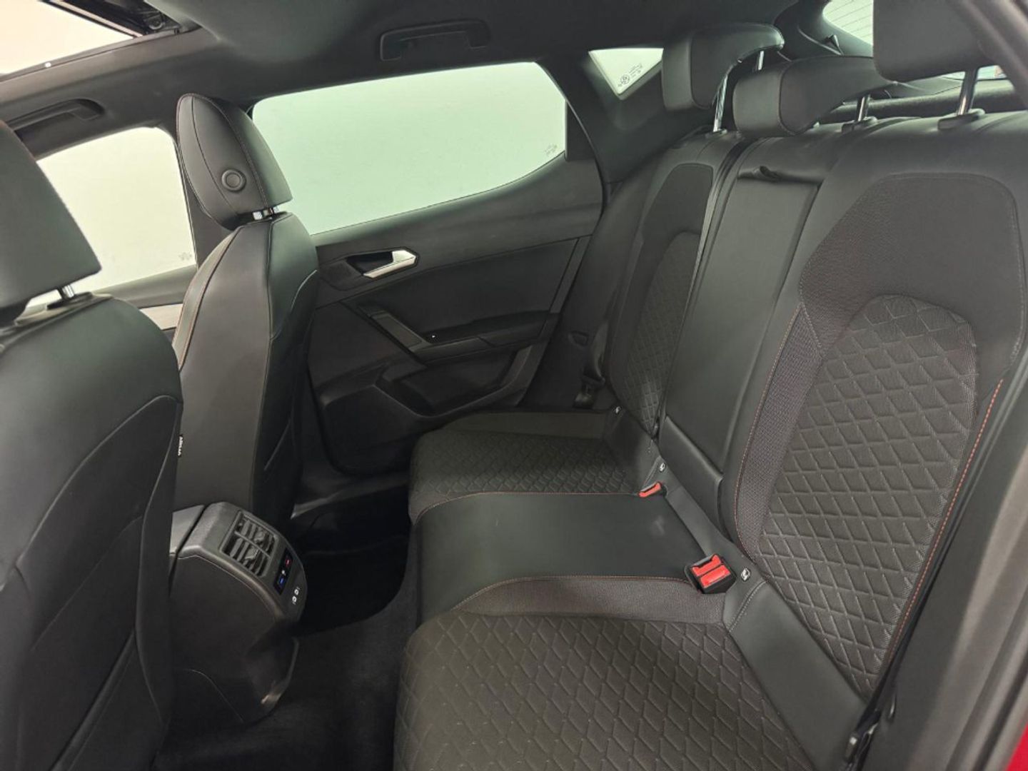 SEAT León 1.4 e-Hybrid S&S FR Go L DSG 150 kW (204 CV)