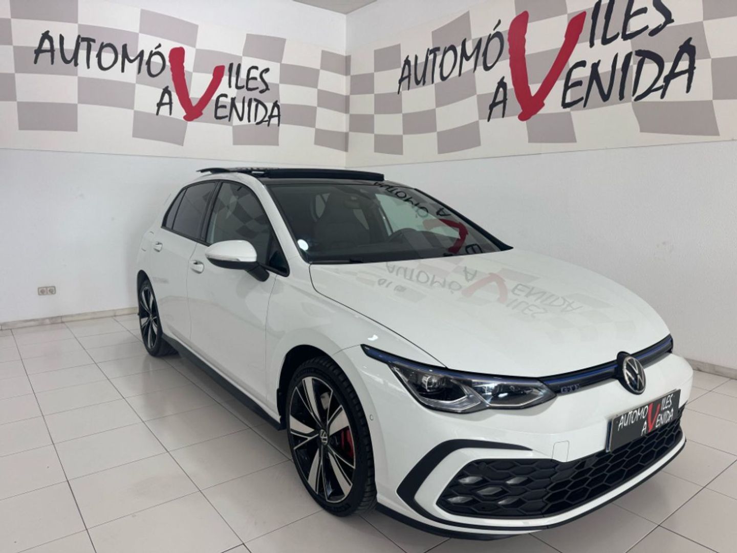 Volkswagen Golf GTE 1.4 TSI 180 kW (245 CV) DSG Blanco Compact