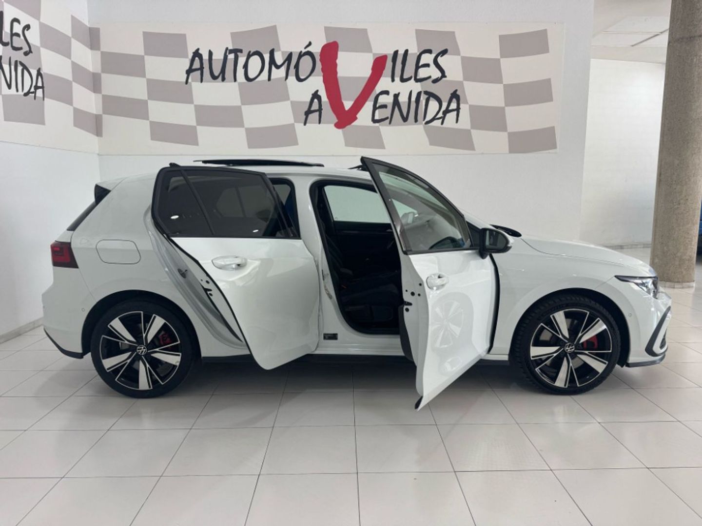 Volkswagen Golf GTE 1.4 TSI 180 kW (245 CV) DSG