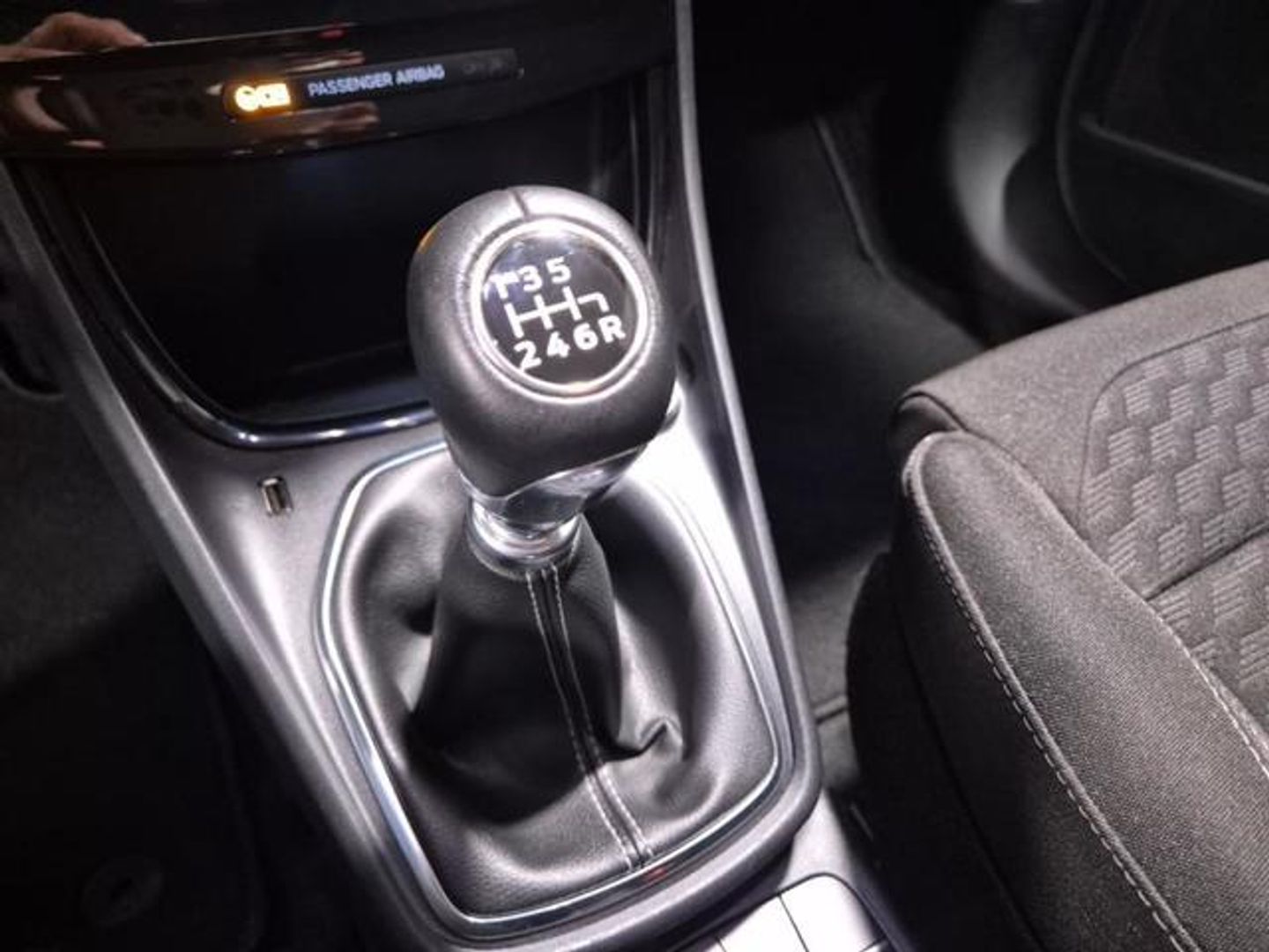 Ford Puma 1.0 EcoBoost MHEV Titanium Design 92 kW (125 CV)