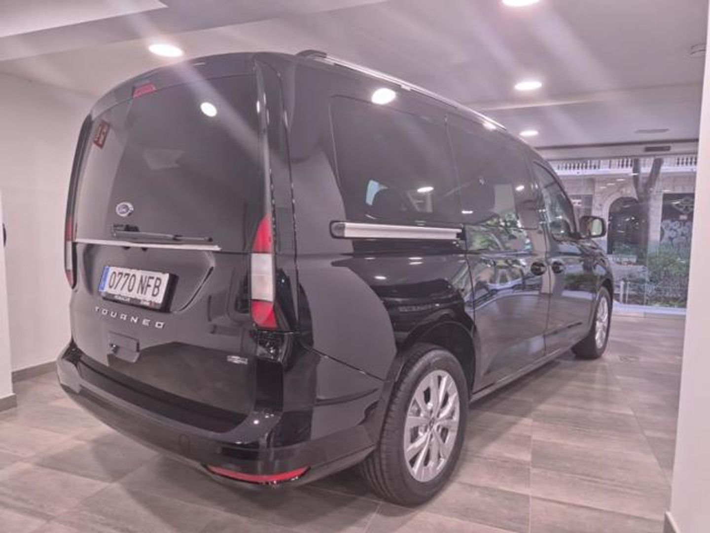 Ford Grand Tourneo Connect 1.5 Ecoboost PHEV Titanium Auto 110 kW (150 CV)
