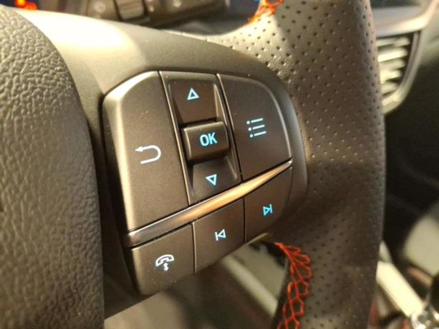 Ford Kuga 1.5T EcoBoost ST-Line 110 kW (150 CV)