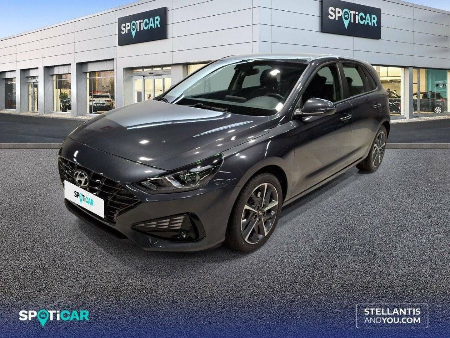 Hyundai i30 1.5 DPI Klass SLX 81 kW (110 CV) Gris Sedan