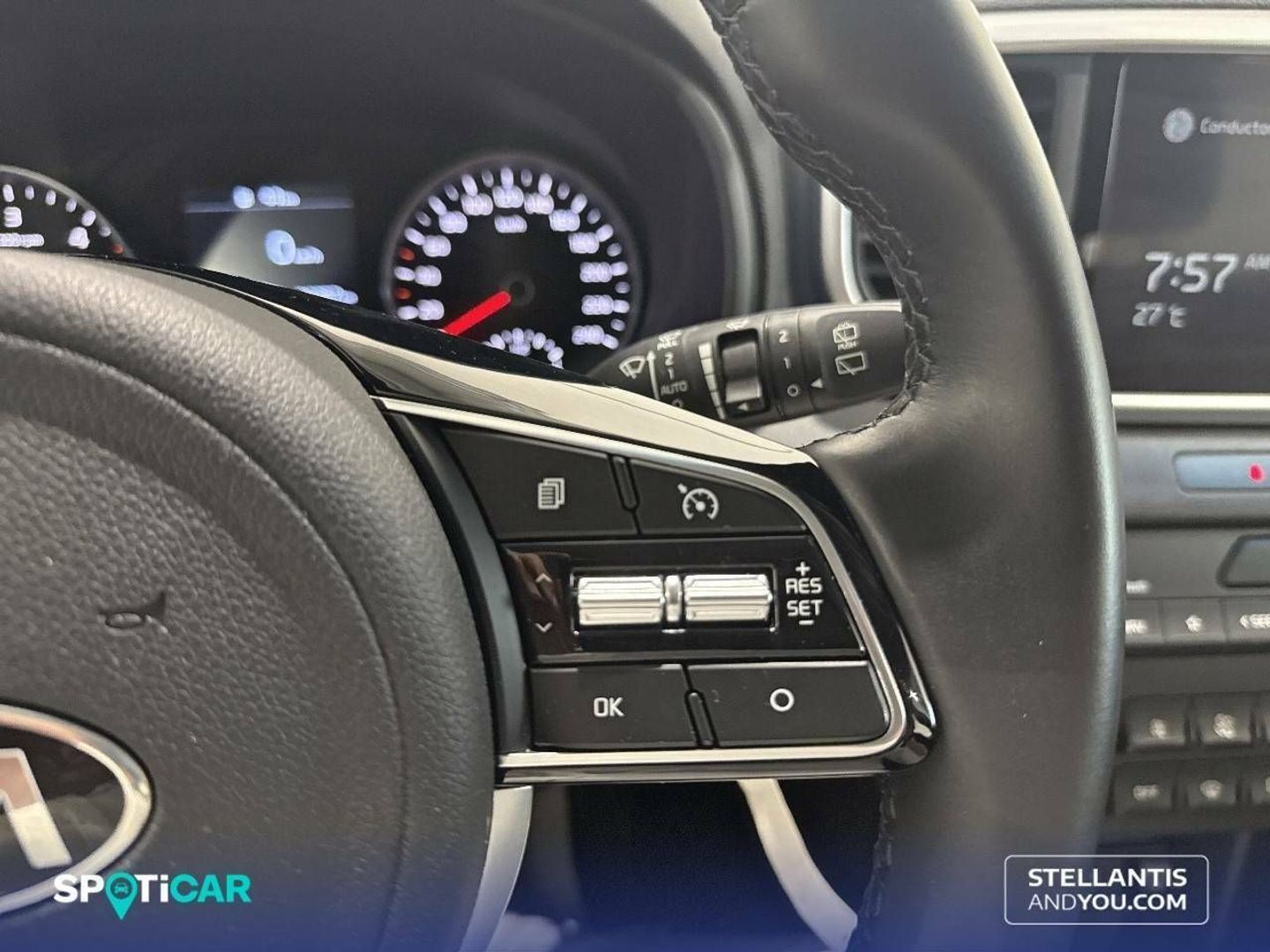Kia Sportage 1.6 MHEV Business 4x4 100 kW (136 CV)
