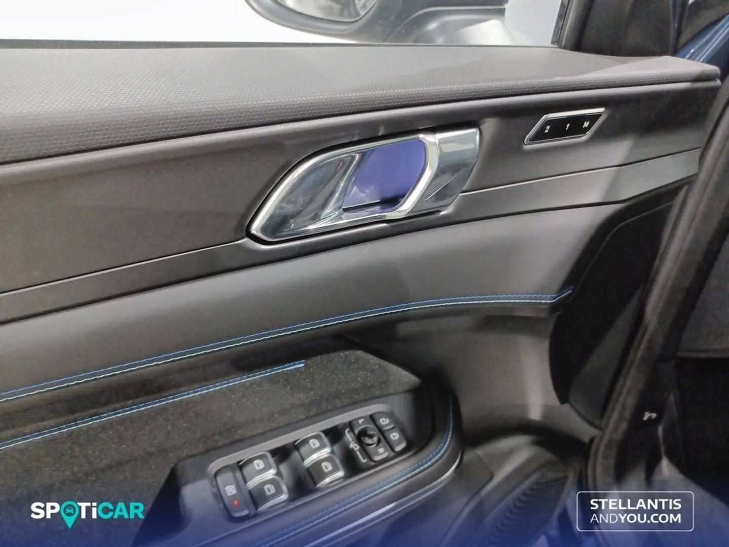 Lynk & Co 01 1.5 PHEV 192 kW (261 CV)