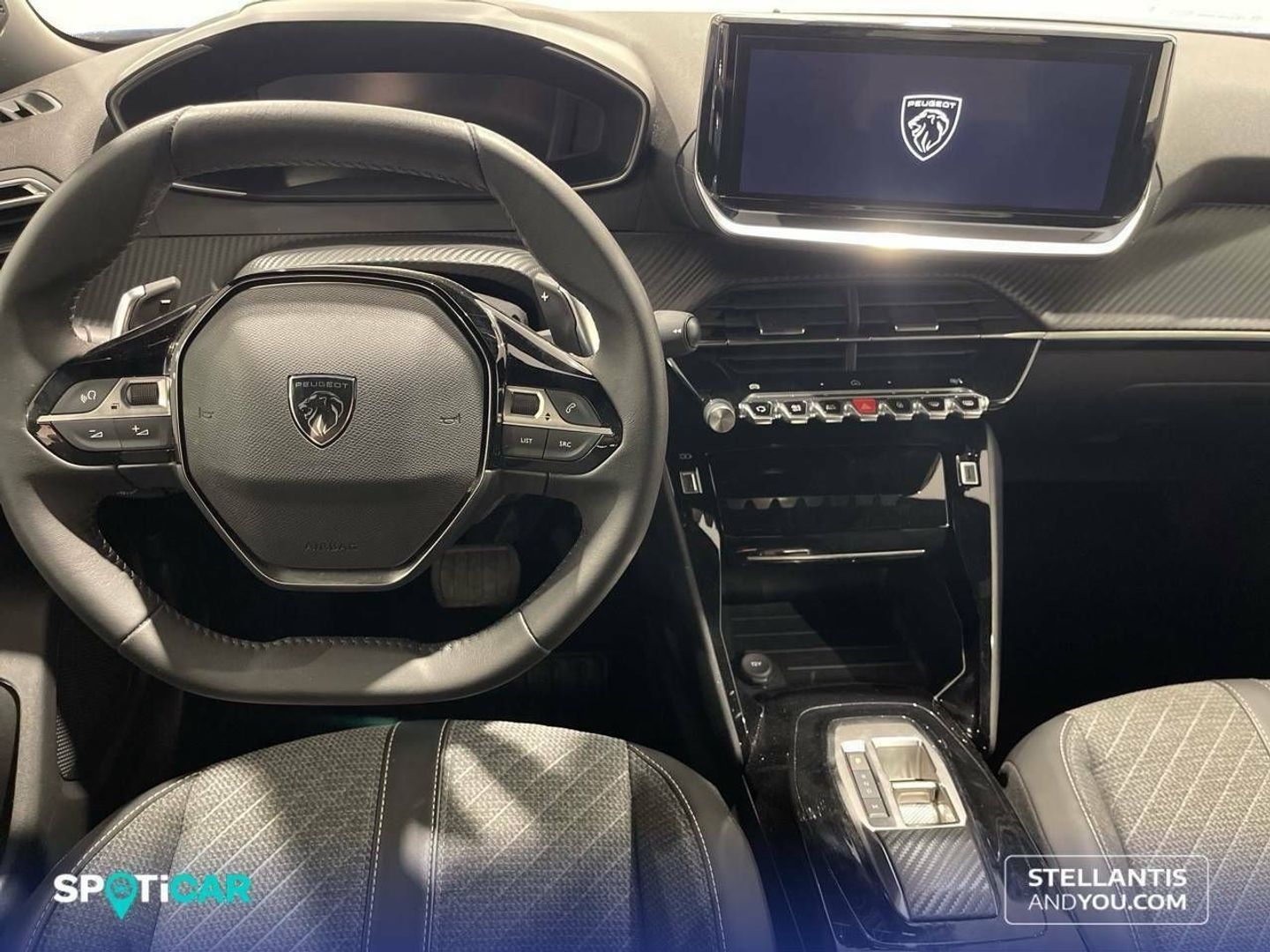 Peugeot 2008 PureTech 130 S&S Allure EAT8 96 kW (130 CV)