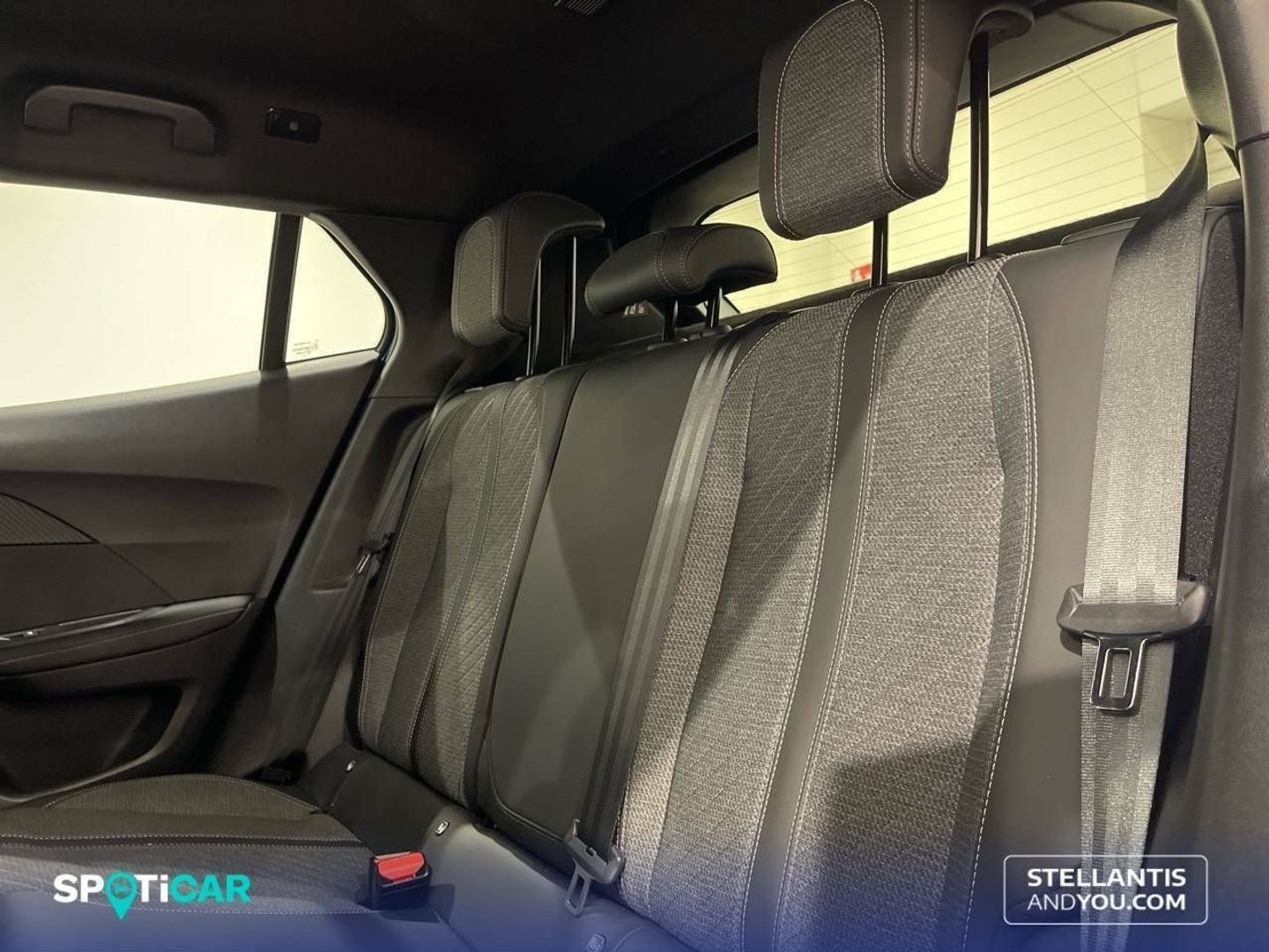 Peugeot 2008 PureTech 130 S&S Allure EAT8 96 kW (130 CV)