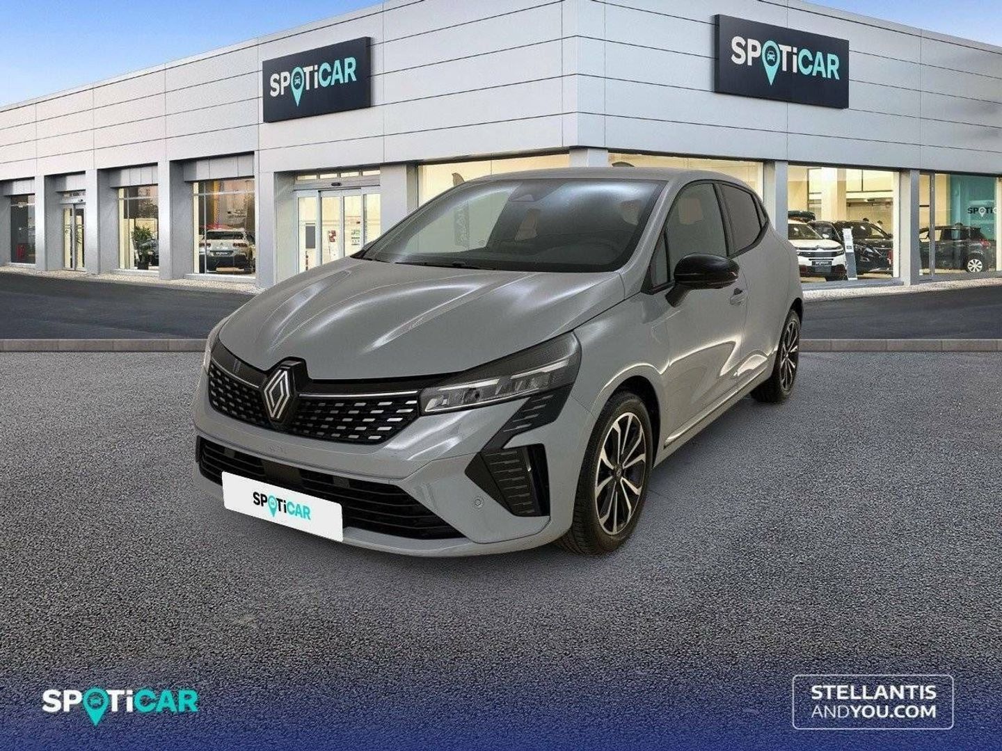 Renault Clio Techno TCe 66 kW (90 CV) Gris Sedan