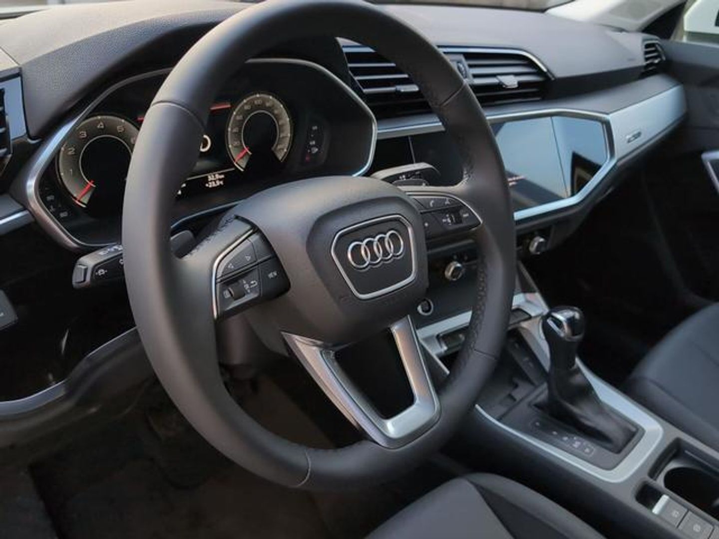 Audi Q3 Advanced 35 TFSI 110 kW (150 CV) S tronic Blanco SUV