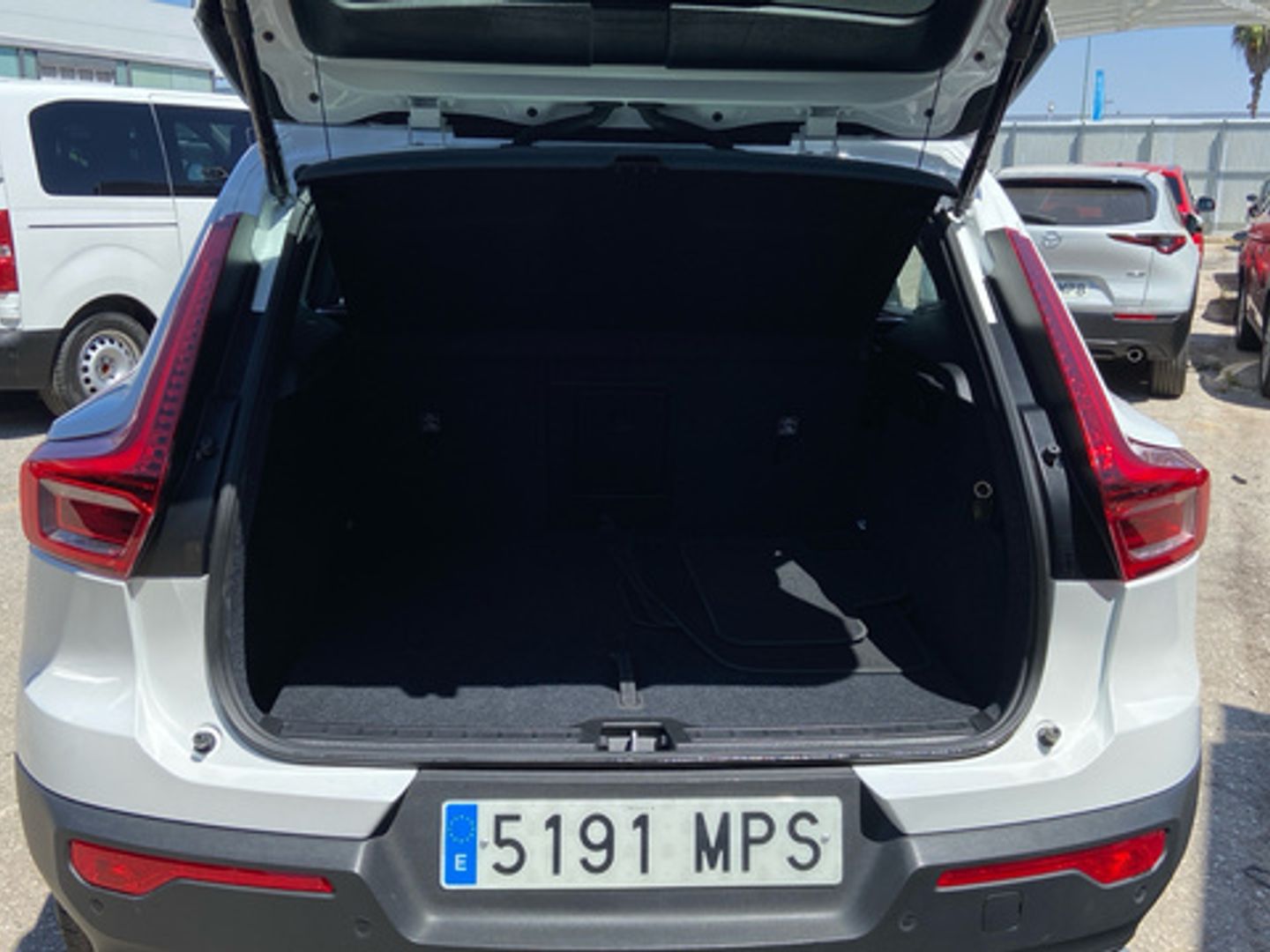 Volvo XC40 T2 Core Auto 95 kW (129 CV)
