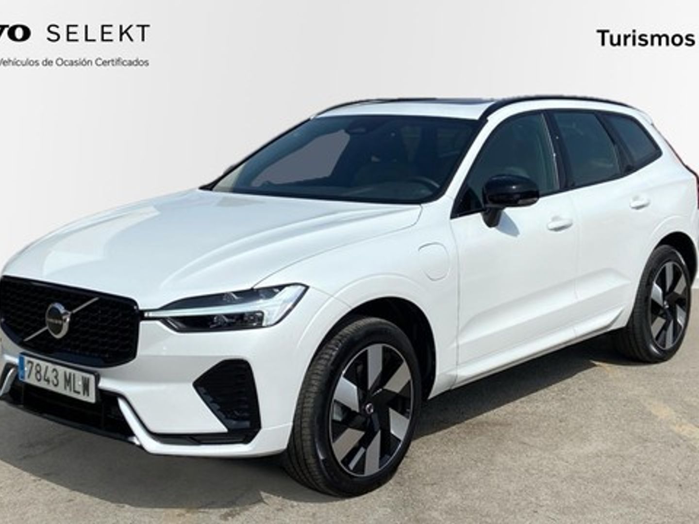 Volvo XC60 T6 Recharge Plus Dark AWD Auto 257 kW (350 CV) Blanco All Terrain / Pick-up