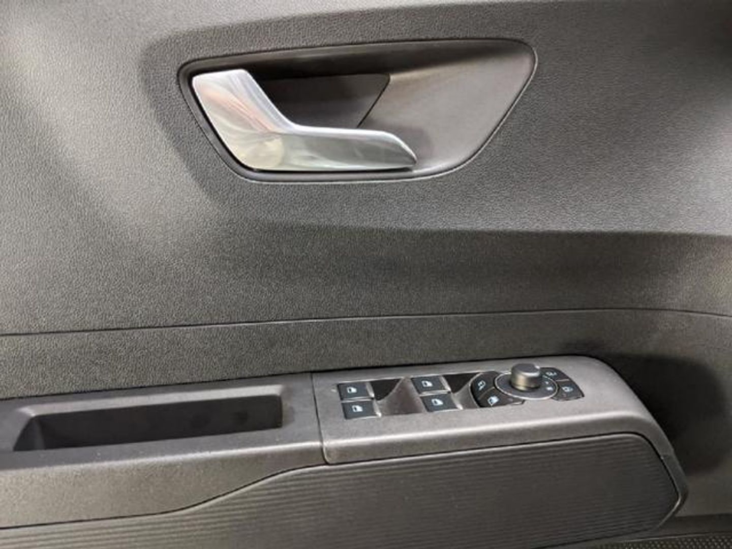Ford Tourneo Courier BEV 43,5kWh Active Auto 100 kW (136 CV)