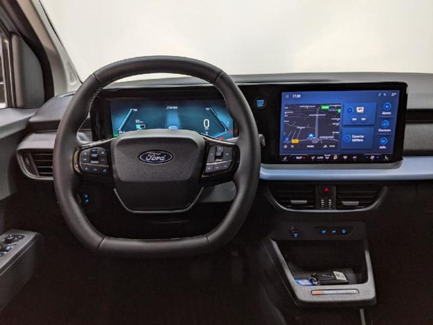 Ford Tourneo Courier BEV 43,5kWh Active Auto 100 kW (136 CV)