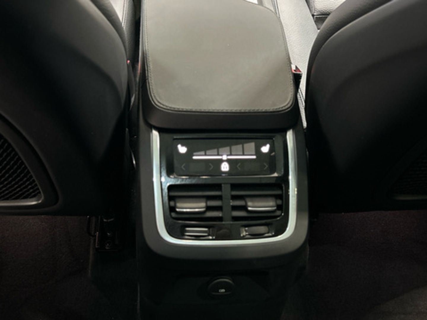 Volvo XC90 T8 Plus Dark Recharge AWD Auto 335 kW (455 CV)
