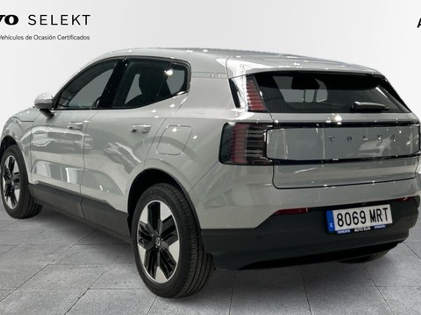 Volvo EX30 Single Motor Extended Range Core Auto 200 kW (272 CV)