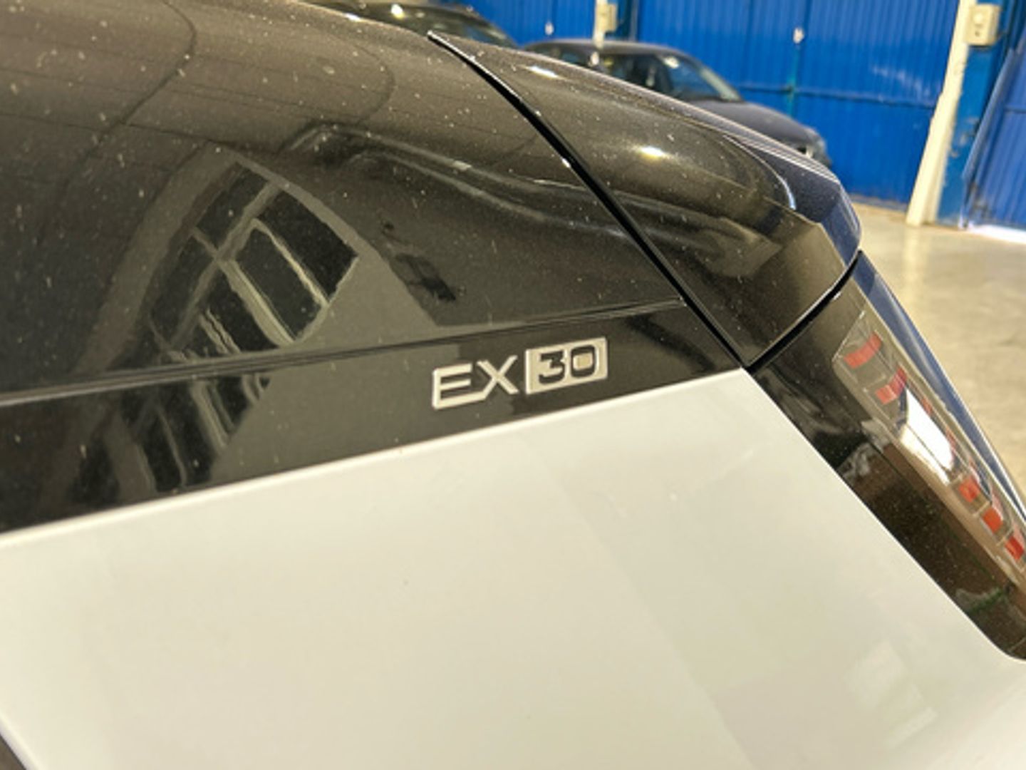 Volvo EX30 Single Motor Plus Auto 200 kW (272 CV)