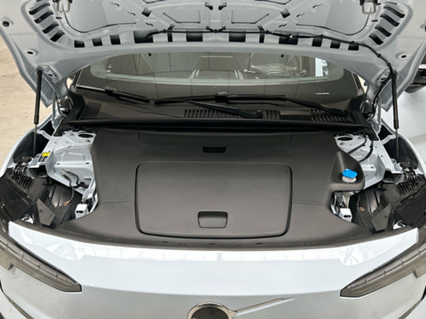 Volvo EX30 Single Motor Plus Auto 200 kW (272 CV)