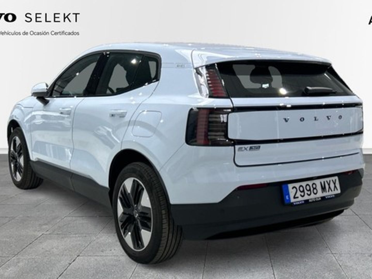 Volvo EX30 Single Motor Extended Range Core Auto 200 kW (272 CV)