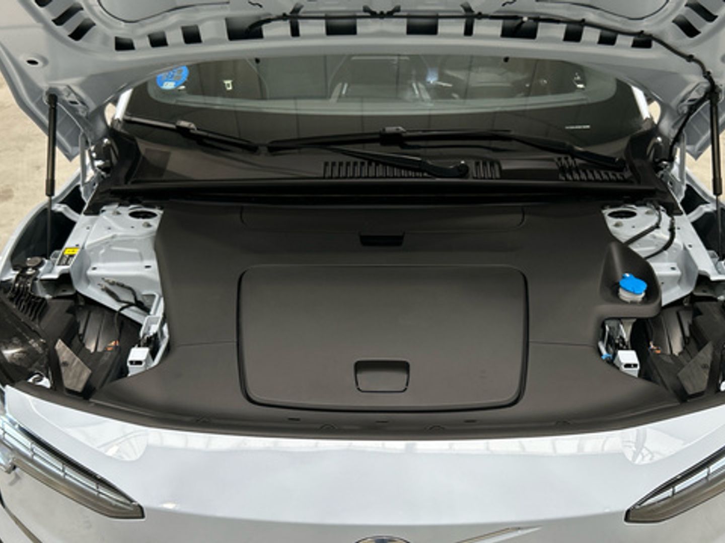 Volvo EX30 Single Motor Extended Range Core Auto 200 kW (272 CV)