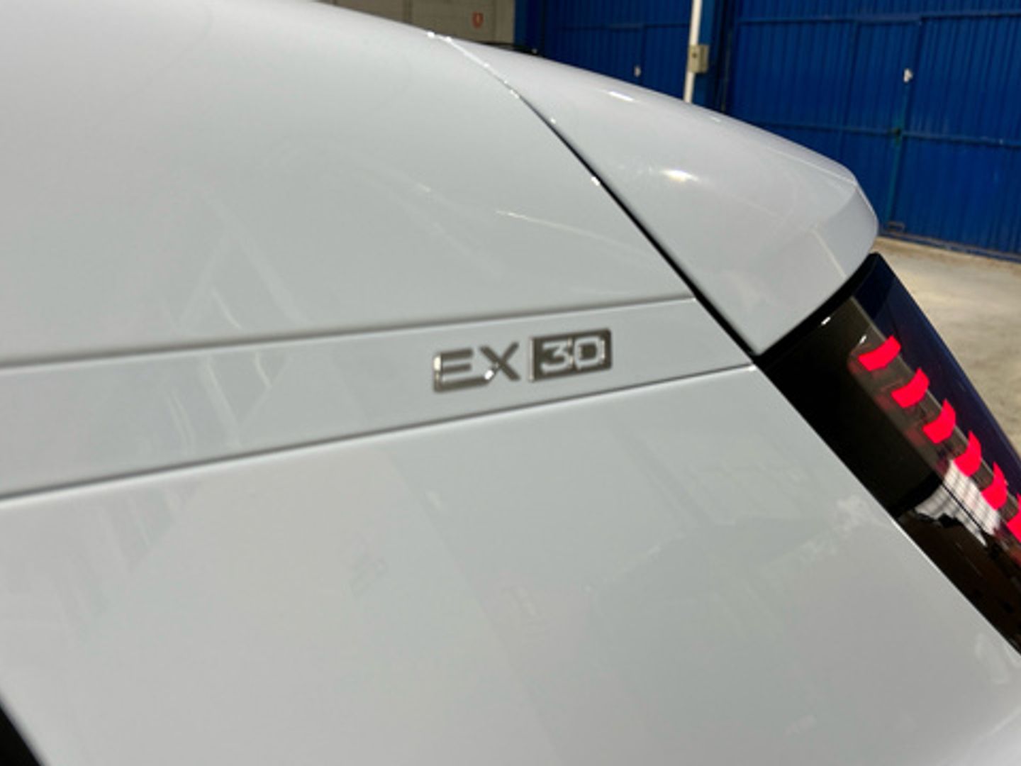 Volvo EX30 Single Motor Extended Range Core Auto 200 kW (272 CV)