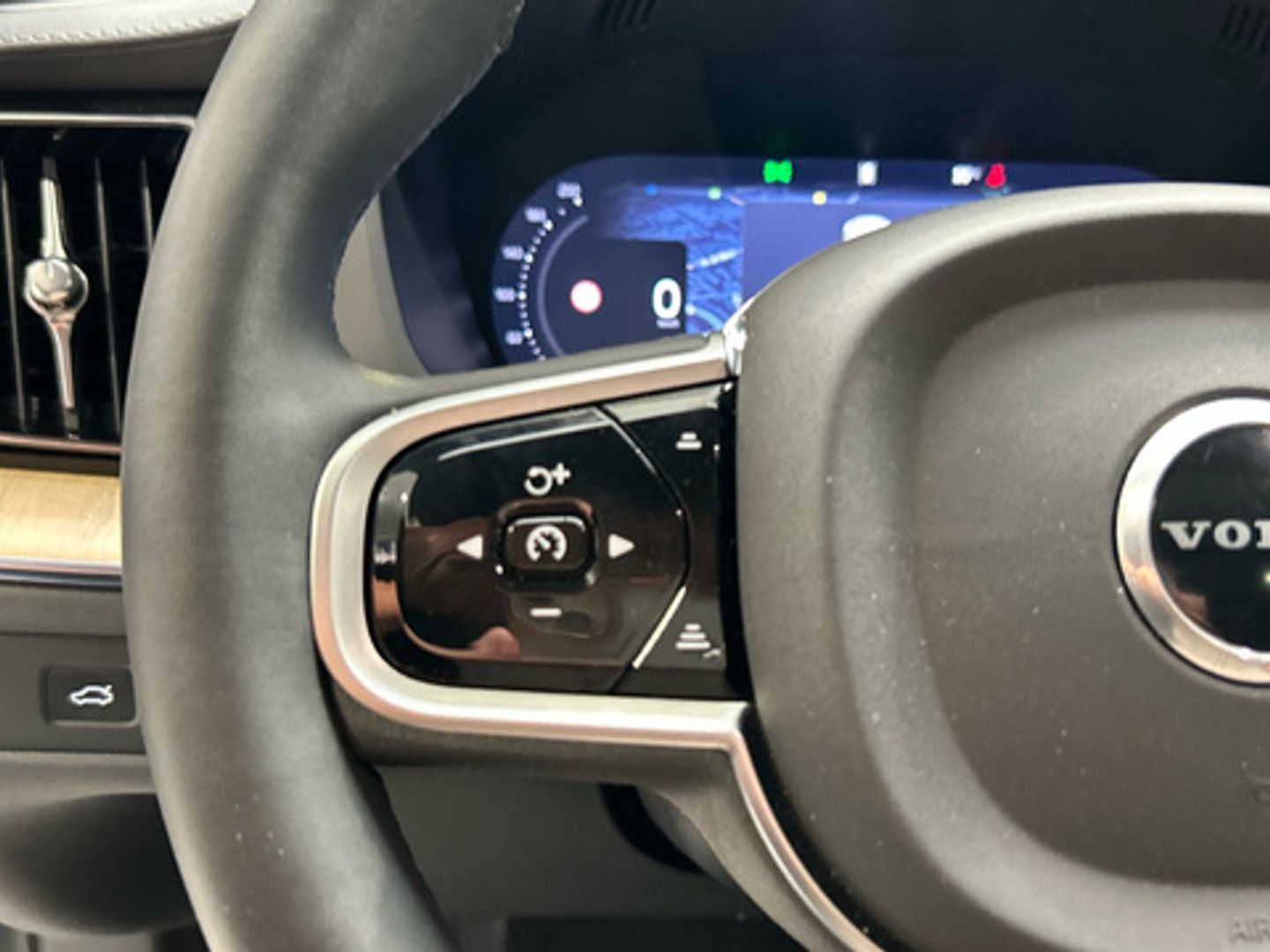 Volvo XC60 B5 G Ultra Dark AWD Auto 184 kW (250 CV)