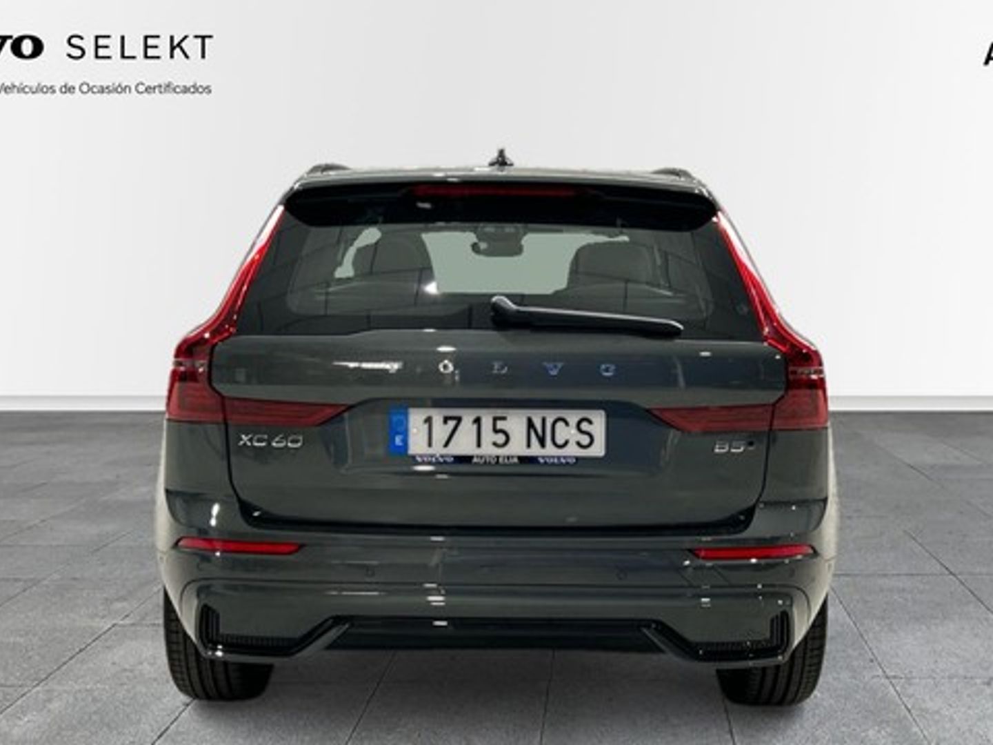 Volvo XC60 B5 G Ultra Dark AWD Auto 184 kW (250 CV)