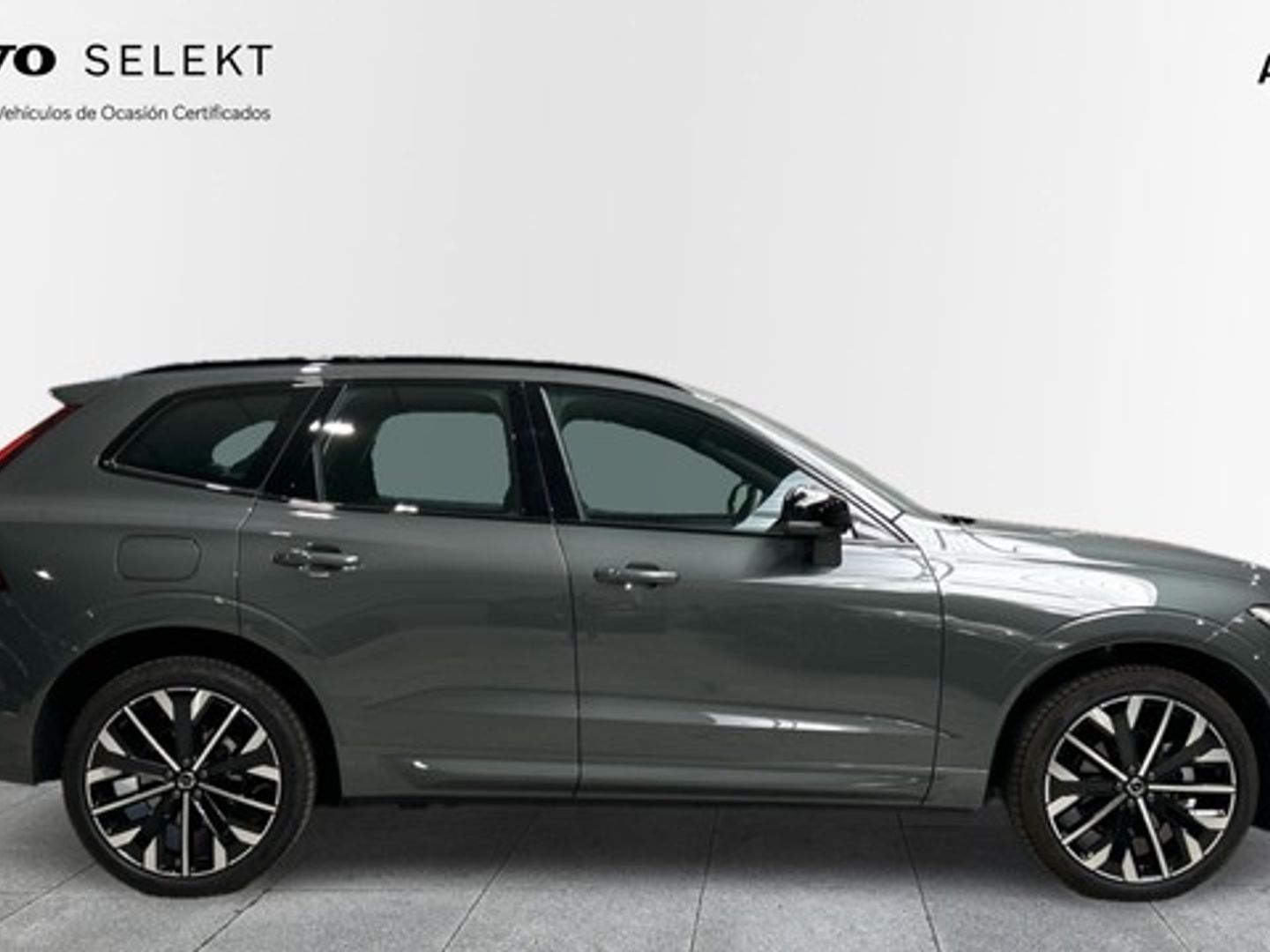 Volvo XC60 B5 G Ultra Dark AWD Auto 184 kW (250 CV)