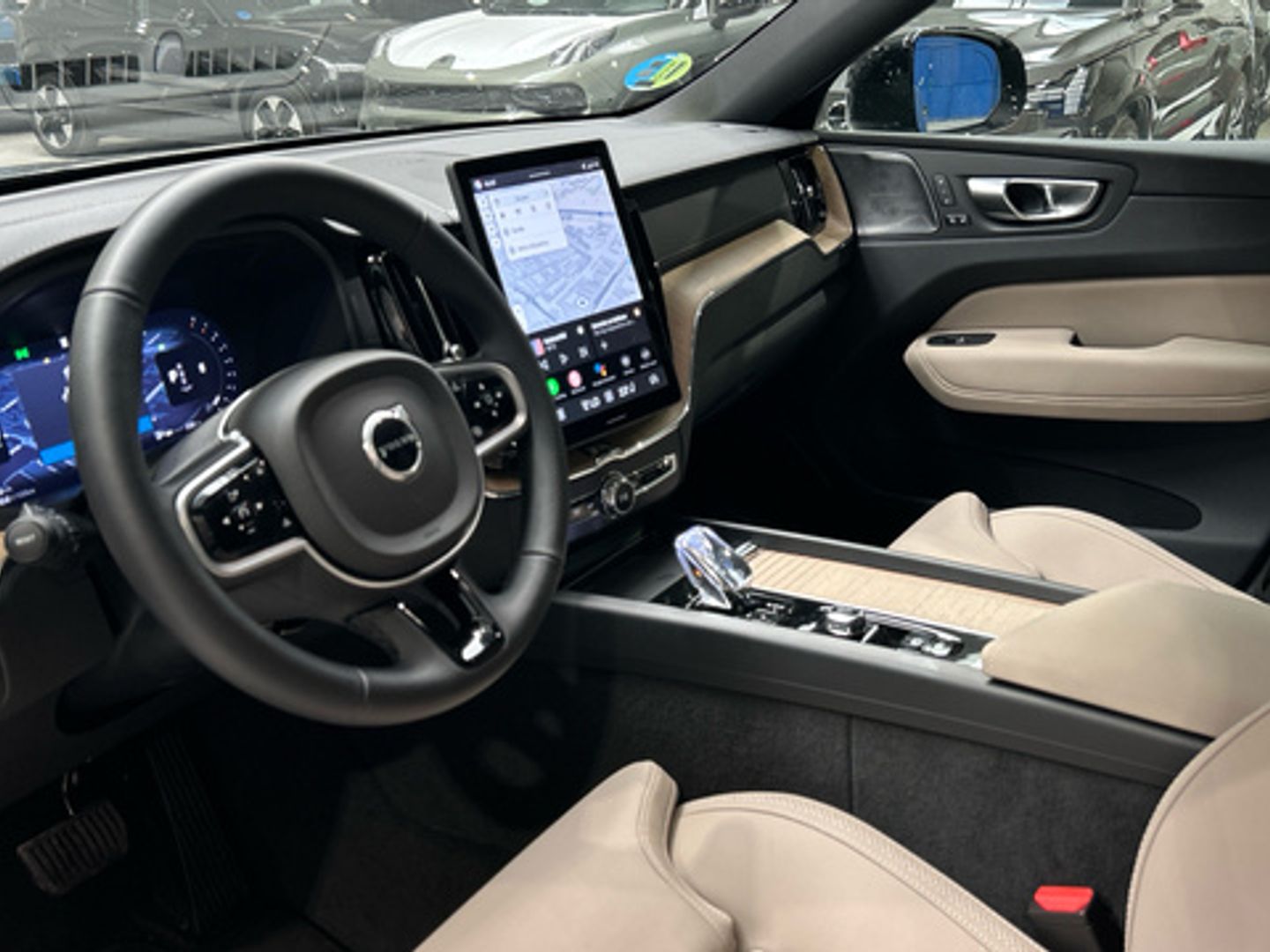 Volvo XC60 B5 G Ultra Dark AWD Auto 184 kW (250 CV)