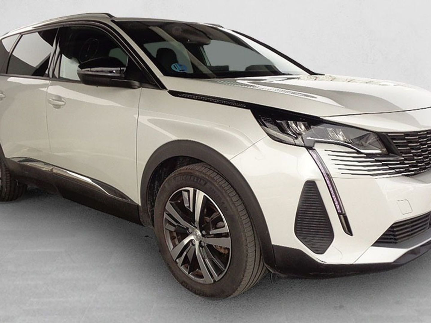 Peugeot 5008 Hybrid 1.2 Allure Pack eDCS6 100 kW (136 CV)