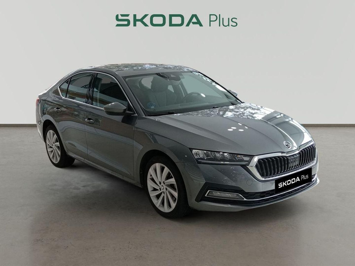 Skoda Octavia 1.4 TSI iV P-HEV Selection DSG 150 kW (204 CV) Gris Sedan