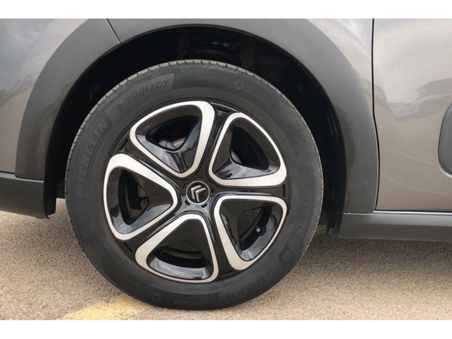 Citroen C3 PureTech 82 C-Series 61 kW (83 CV)