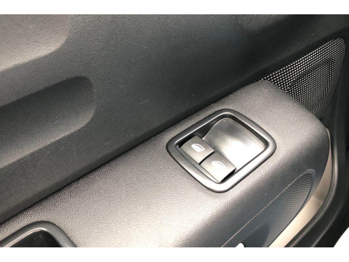 Citroen C3 PureTech 82 C-Series 61 kW (83 CV)