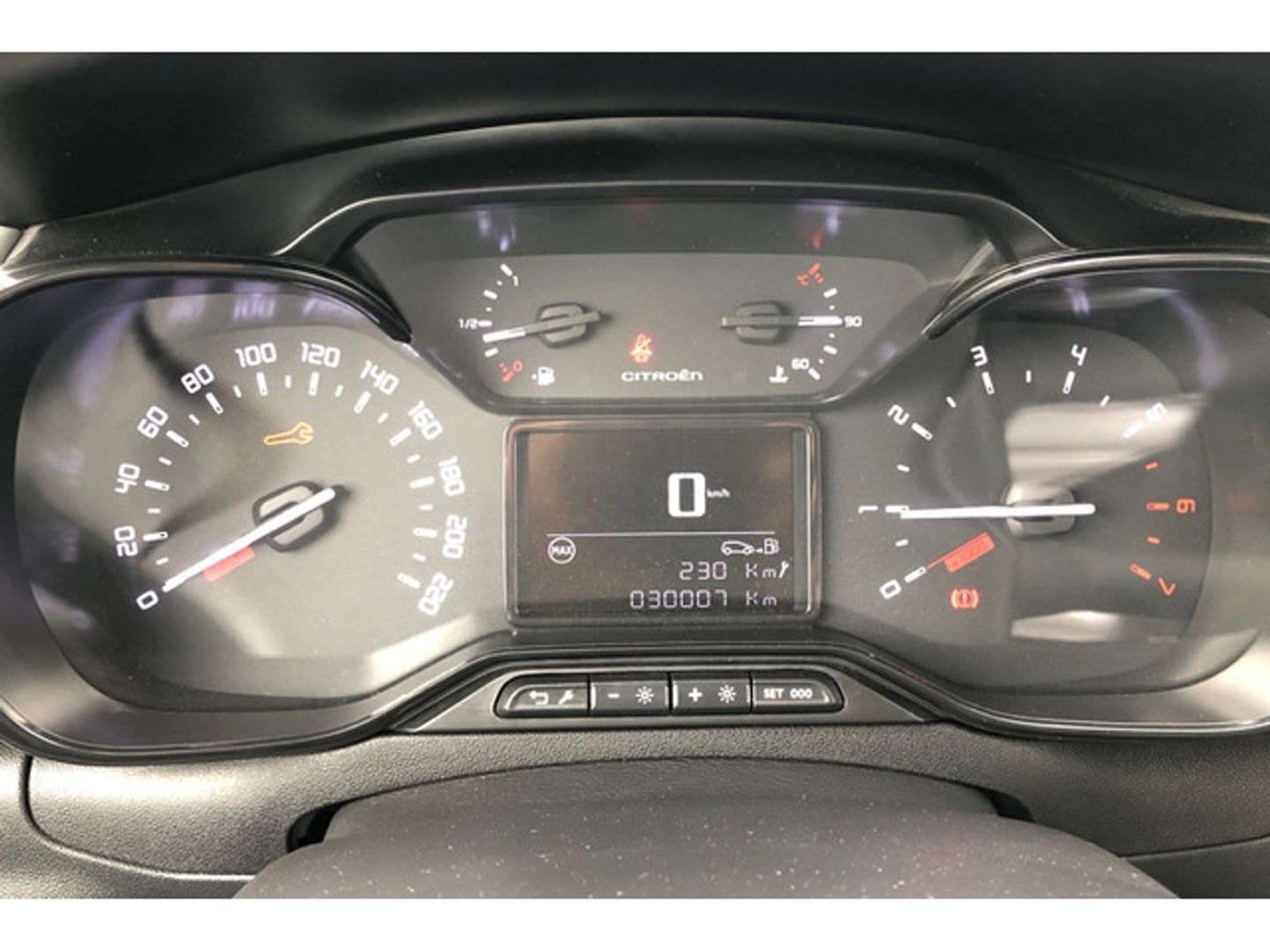 Citroen C3 PureTech 82 C-Series 61 kW (83 CV)