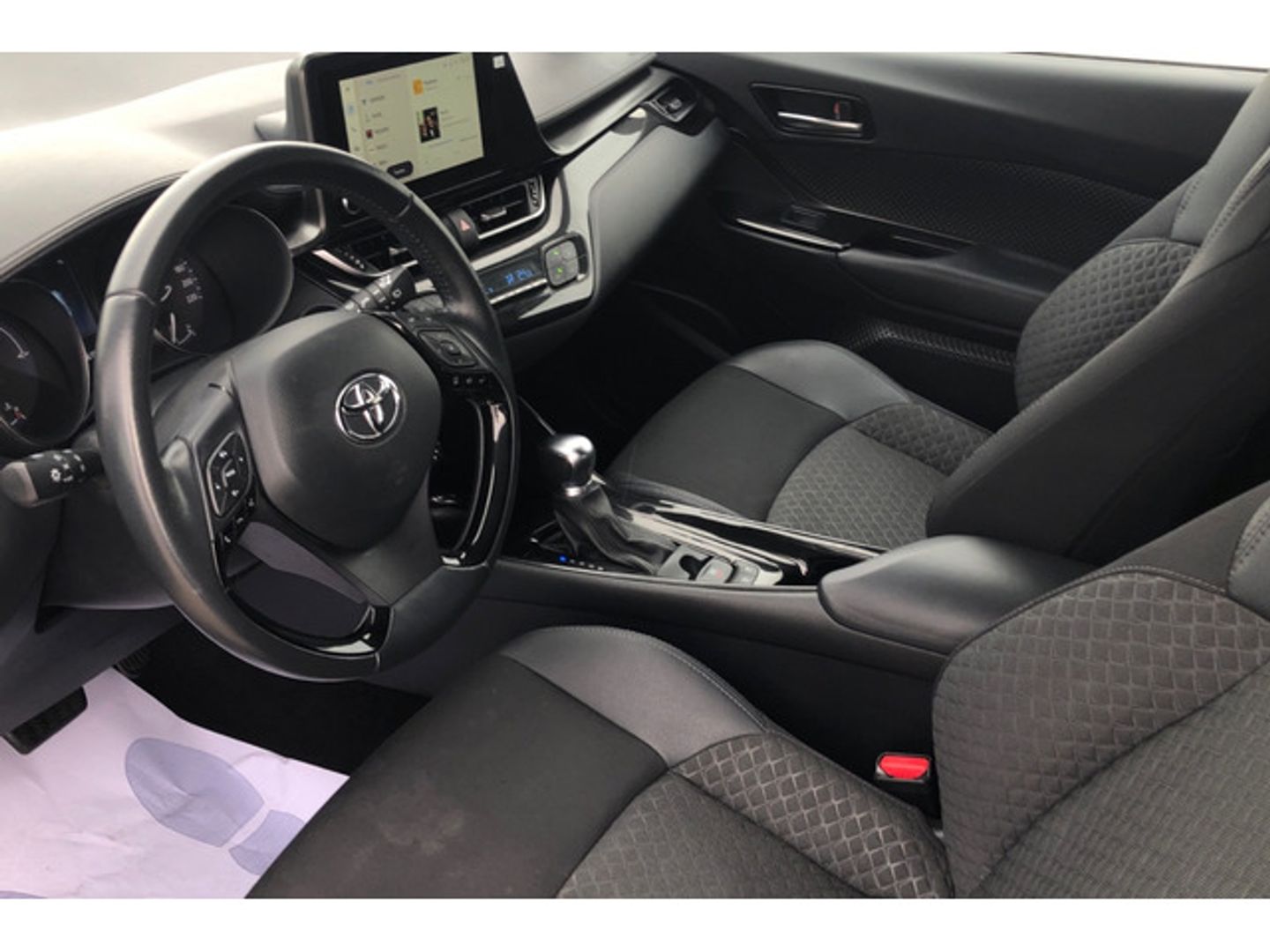 Toyota C-HR 1.8 125H Active 90 kW (122 CV)