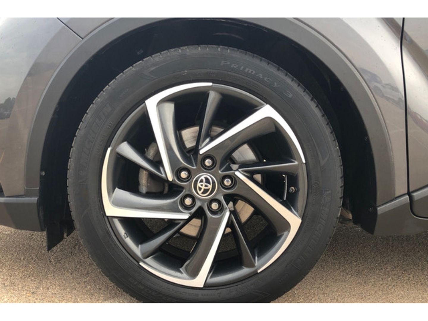 Toyota C-HR 1.8 125H Active 90 kW (122 CV)