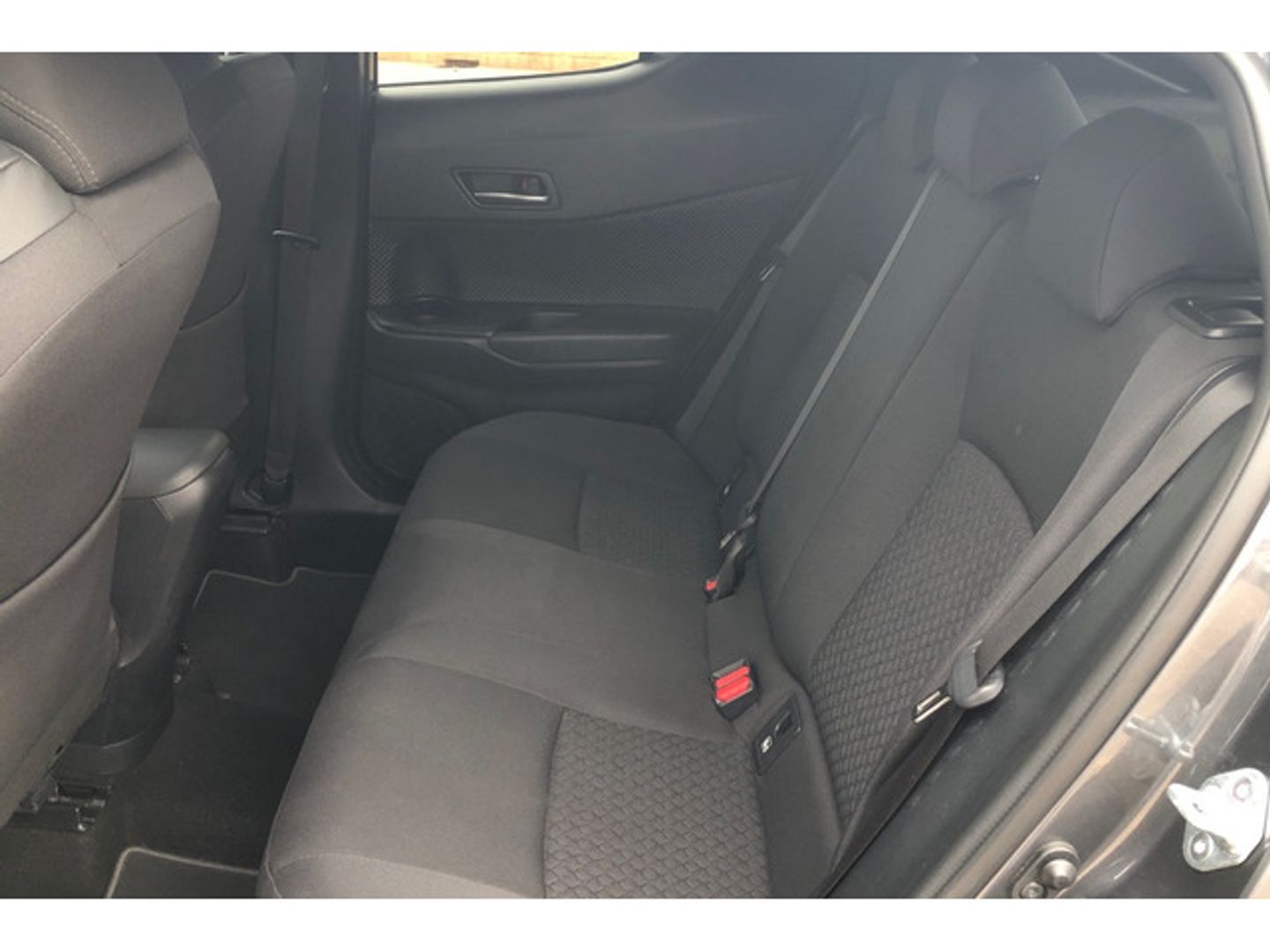 Toyota C-HR 1.8 125H Active 90 kW (122 CV)