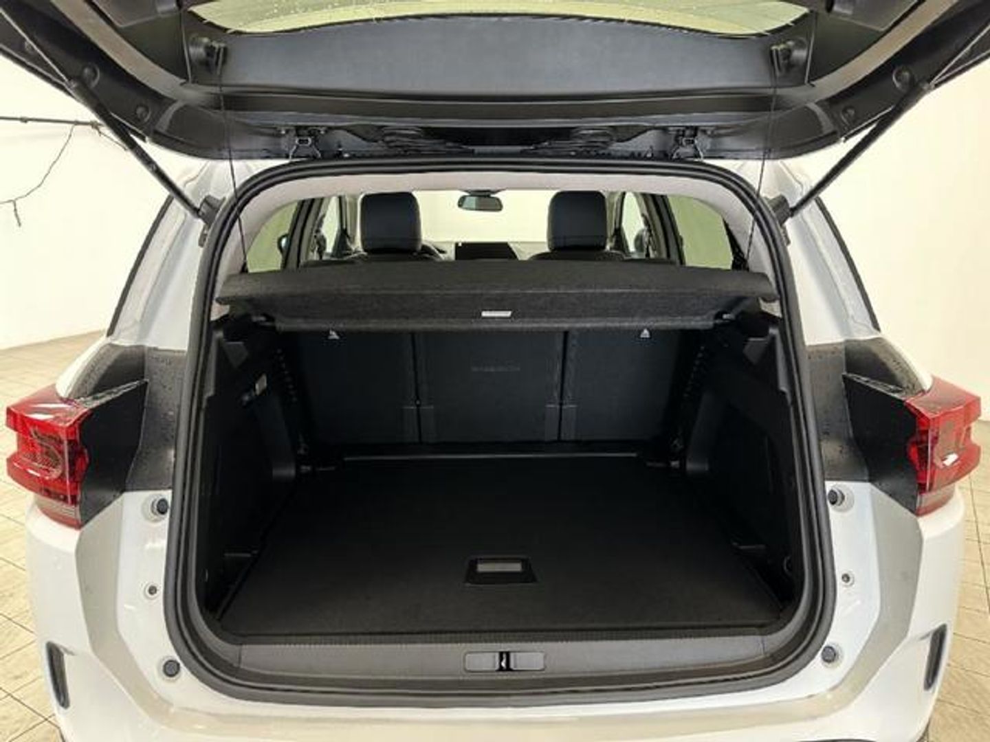 Citroen C5 Aircross Hybrid Plus e-DCS6 100 kW (136 CV)