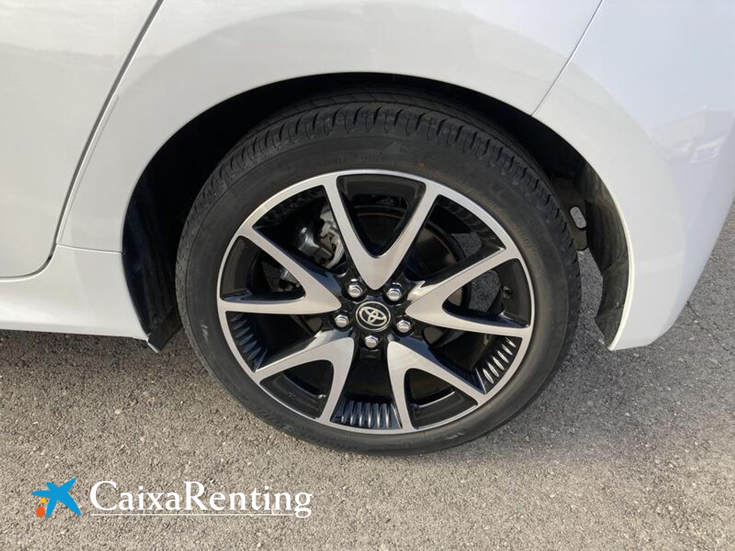 Toyota Yaris 1.5 120H Style Plus 85 kW (116 CV)