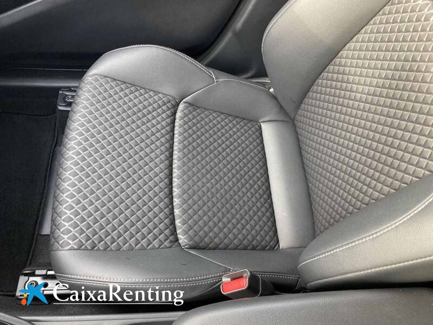 Toyota Yaris 1.5 120H Style Plus 85 kW (116 CV)