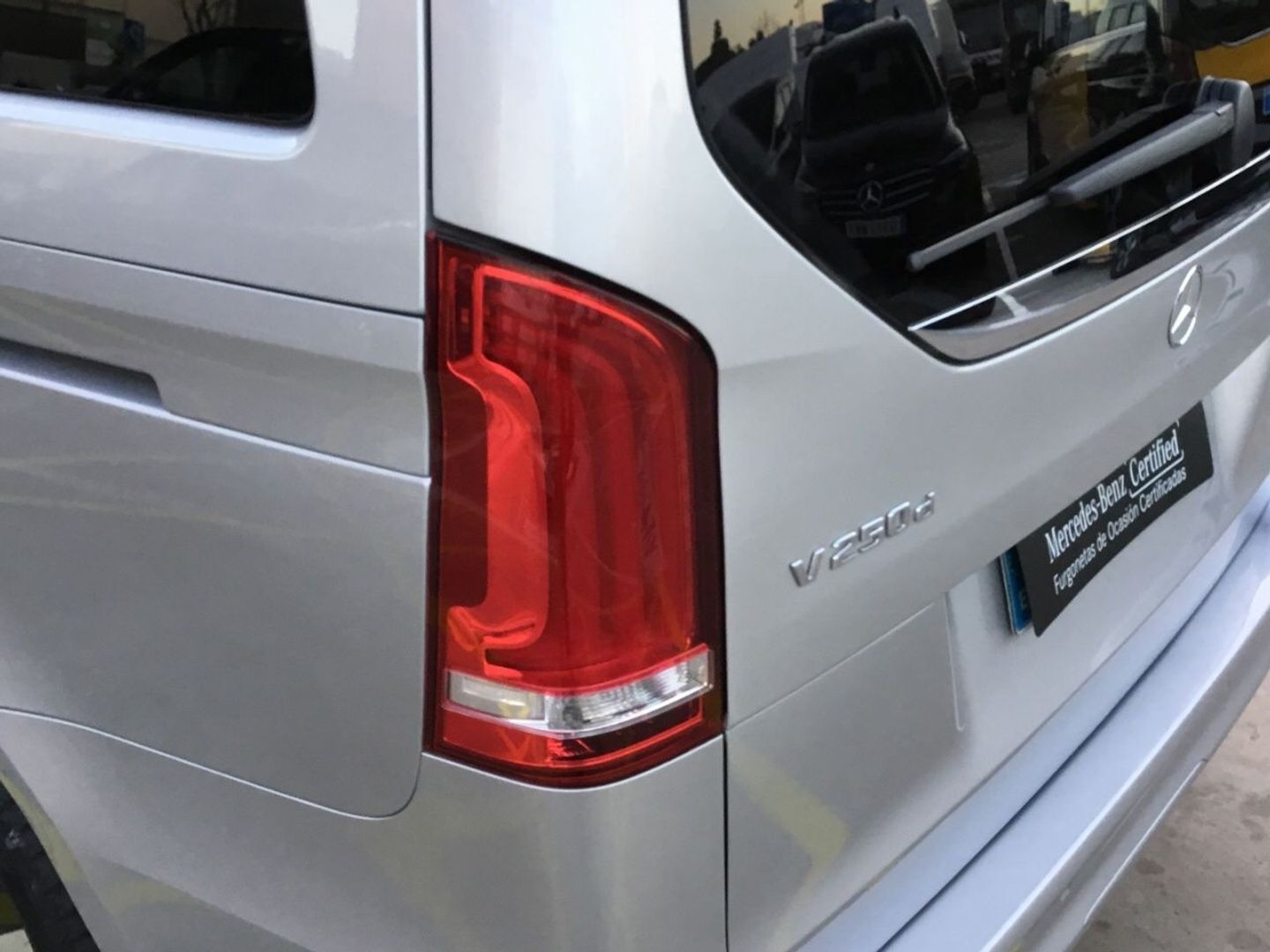 Mercedes-Benz Clase V V 250 d Largo 140 kW (190 CV)