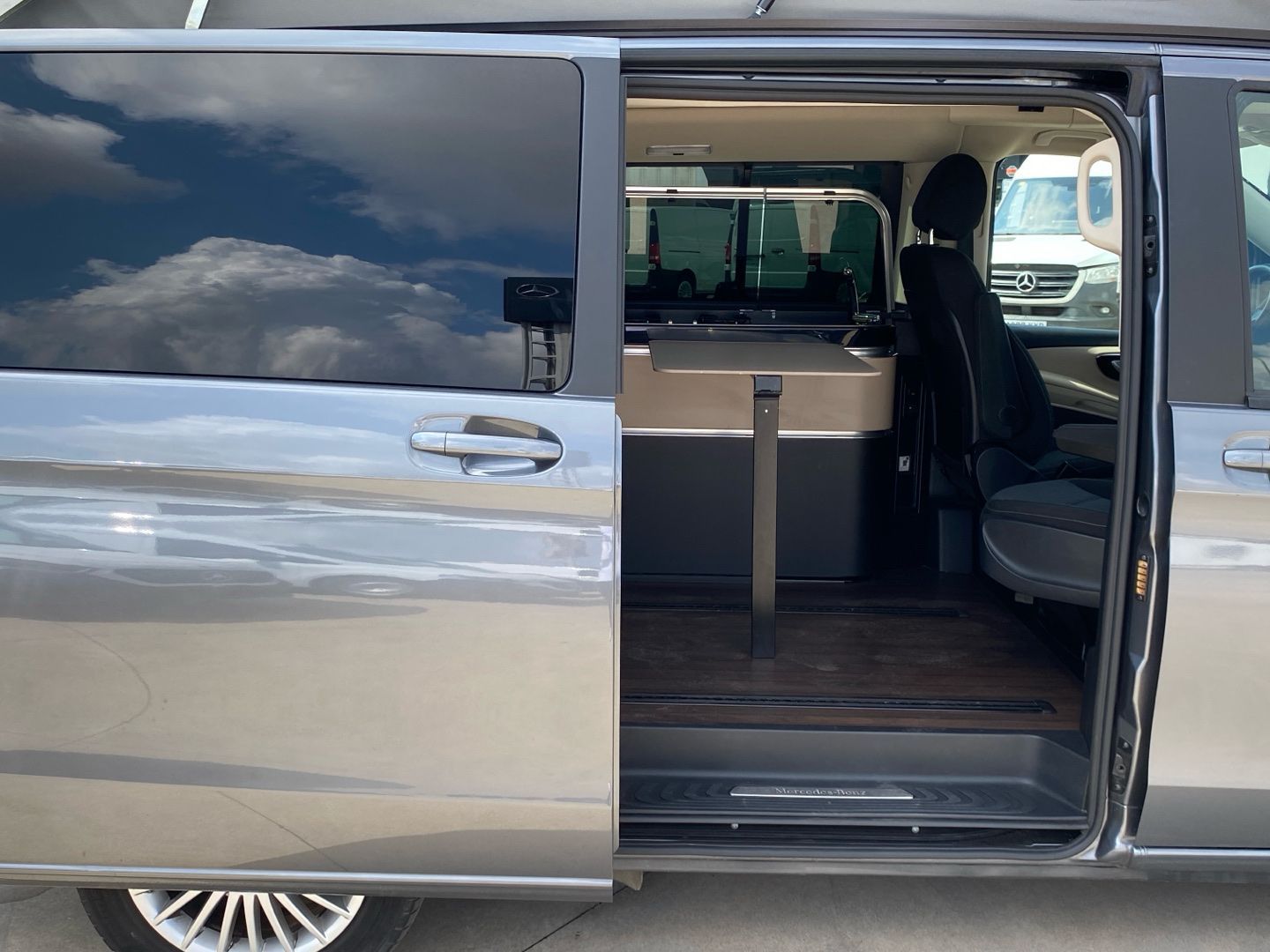 Mercedes-Benz Clase V V 250 d Marco Polo Largo 140 kW (190 CV) Gris Minivan