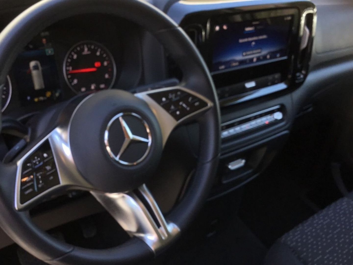 Mercedes-Benz Vito Combi 116 CDI Tourer Select Larga AT 120 kW (163 CV)